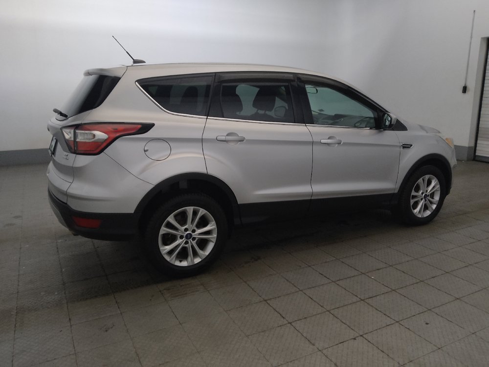 Used 2017 Ford Escape SE AWD/4WD image 10