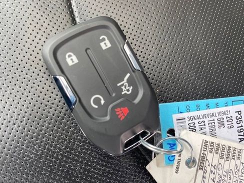 Certified 2019 GMC Terrain SLT w/ Preferred Package image 25