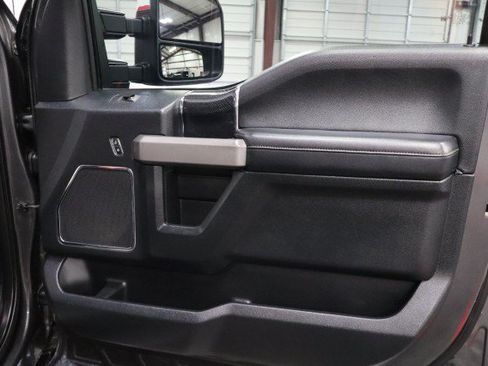 Used 2020 Ford F250 Platinum w/ FX4 Off-Road Package AWD/4WD image 51