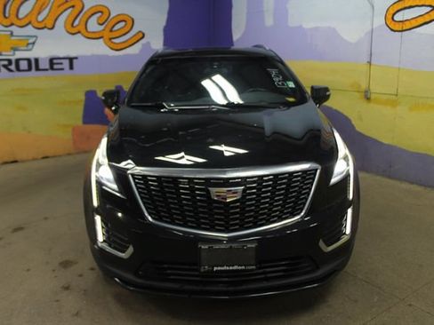 Used 2023 Cadillac XT5 Luxury AWD/4WD image 3