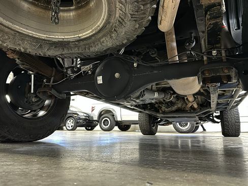 Used 2016 Toyota Tacoma TRD Off-Road w/ Towing Package image 17