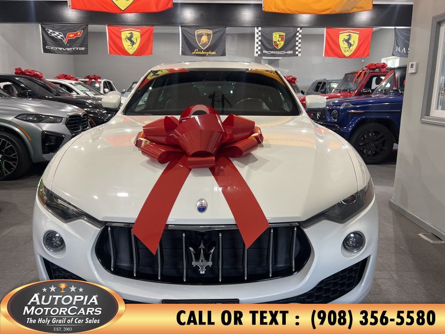 Used 2020 Maserati Levante S AWD/4WD image 9