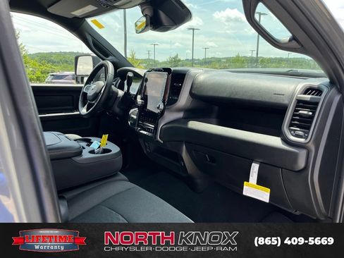 New 2026 RAM 2500 Tradesman AWD/4WD image 28