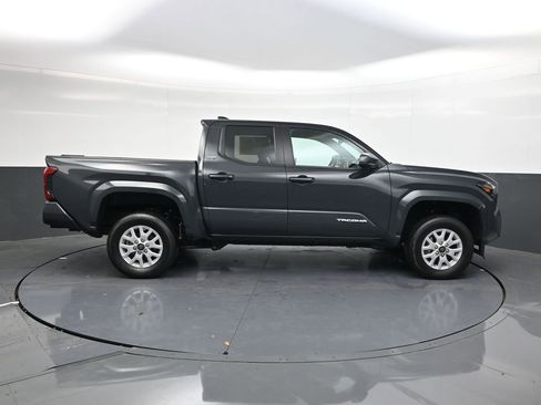 Used 2024 Toyota Tacoma SR5 image 5