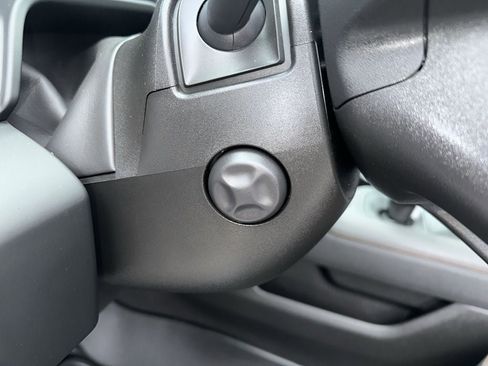 Used 2023 GMC Sierra 1500 AT4 w/ Technology Package image 14