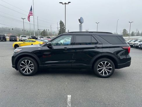 New 2025 Ford Explorer ST-Line image 6