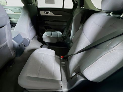 Used 2025 Ford Explorer Active image 20