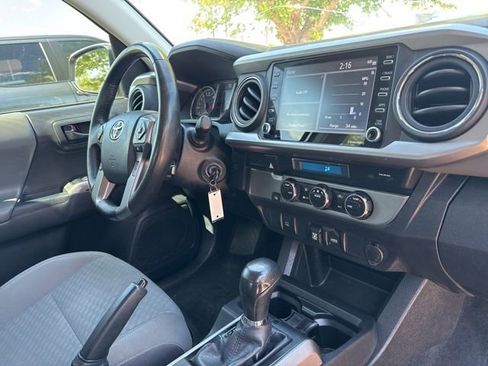 Used 2022 Toyota Tacoma SR5 RWD image 6