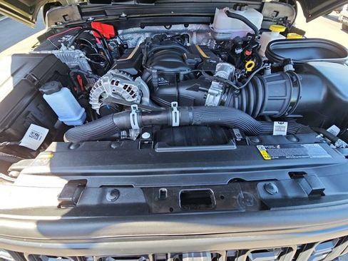 Used 2025 Jeep Wrangler Unlimited Rubicon 392 AWD/4WD image 32