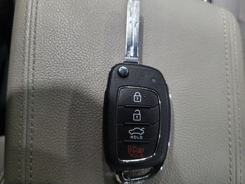 Used 2019 Hyundai Sonata SE FWD image 32