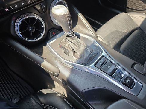 Used 2017 Chevrolet Camaro SS RWD image 10