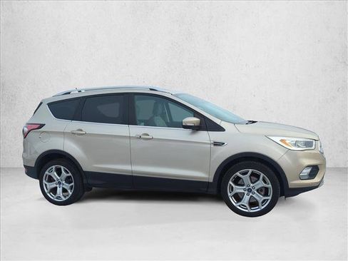 Used 2018 Ford Escape Titanium w/ Ford Safe & Smart Package image 4