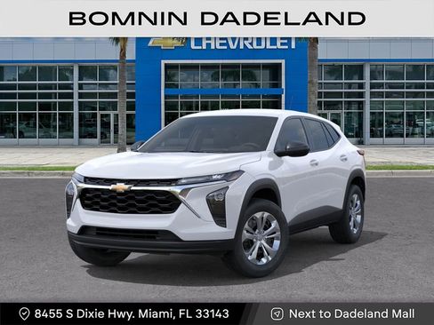 New 2026 Chevrolet Trax LS FWD image 7