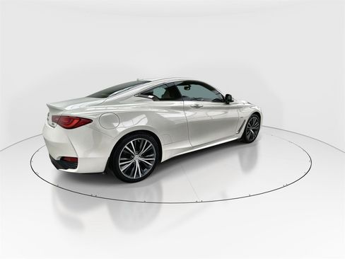 Used 2017 INFINITI Q60 w/ Cargo Package image 8