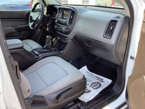 Used 2015 Chevrolet Colorado W/T w/ WT Convenience Package AWD/4WD image 31
