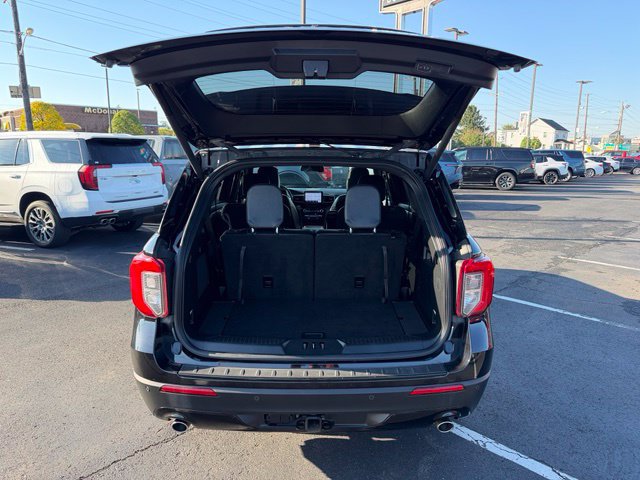 Used 2023 Ford Explorer ST-Line w/ Class IV Trailer Tow Package AWD/4WD image 12