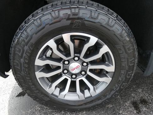 Certified 2021 GMC Sierra 1500 AT4 AWD/4WD image 11