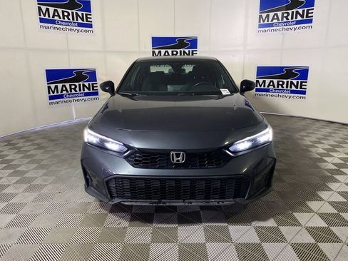 Used 2025 Honda Civic Sport image 15