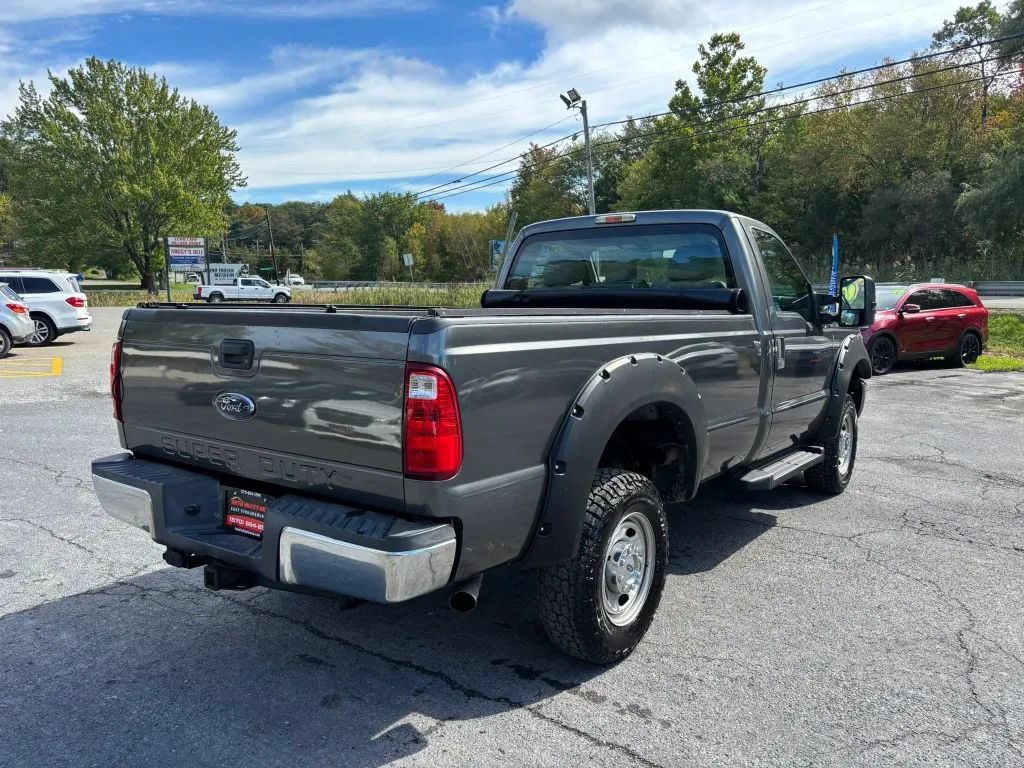 Used 2016 Ford F250 XL w/ Power Equipment Group AWD/4WD image 8