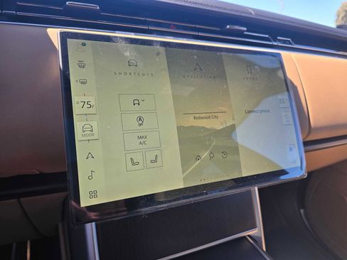 New 2026 Land Rover Range Rover Long Wheelbase SE image 29