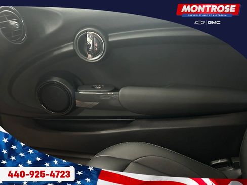 Used 2020 MINI Cooper 2-Door Hardtop image 12