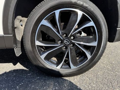 Used 2023 MAZDA CX-5 AWD 2.5 S w/ Premium Plus Pkg image 18