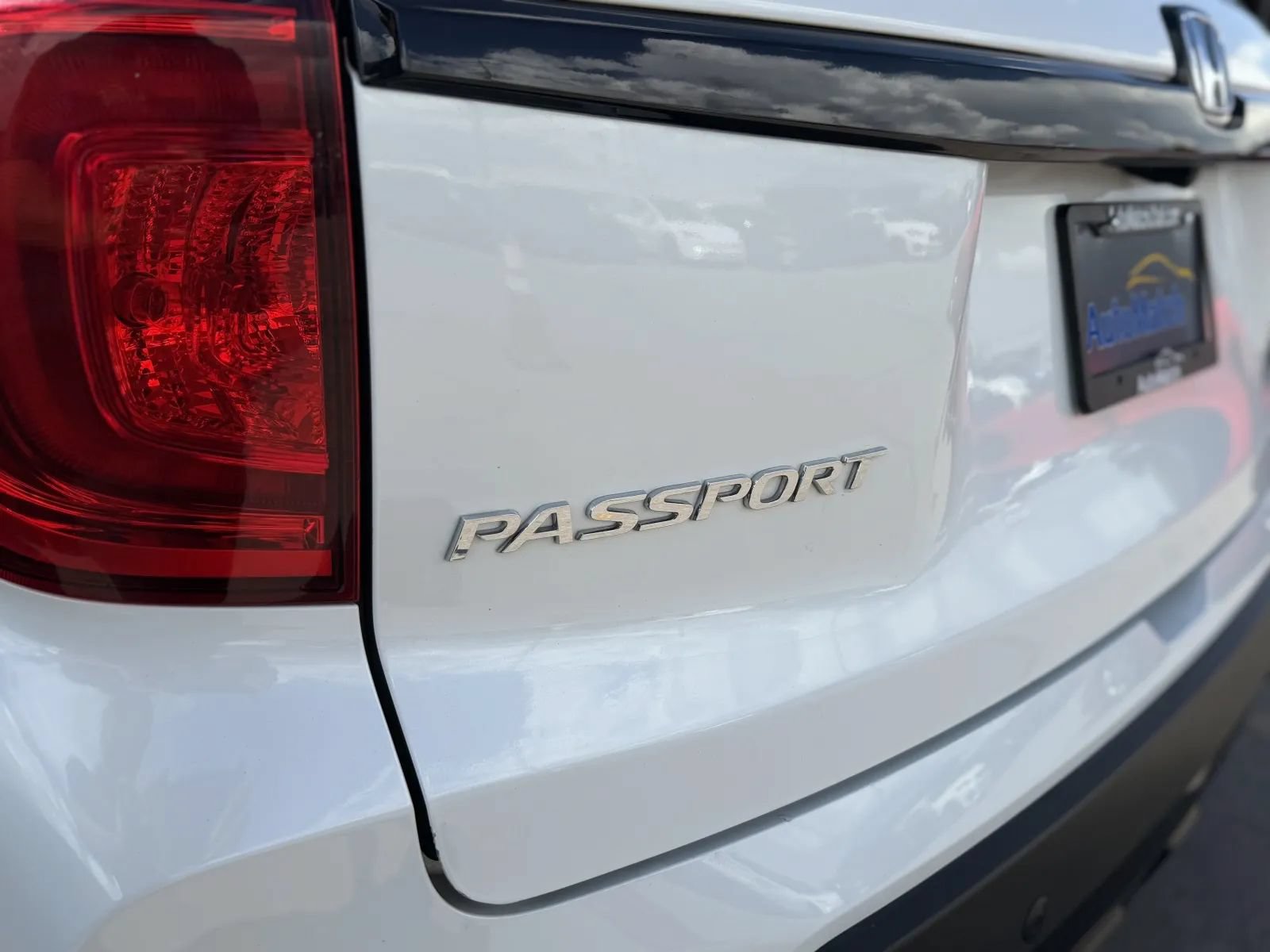 Used 2022 Honda Passport Elite image 43