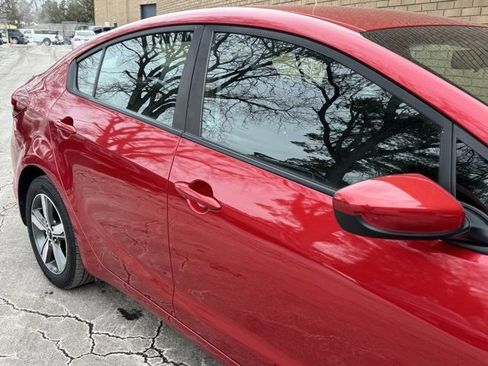 Used 2018 Kia Forte S image 7