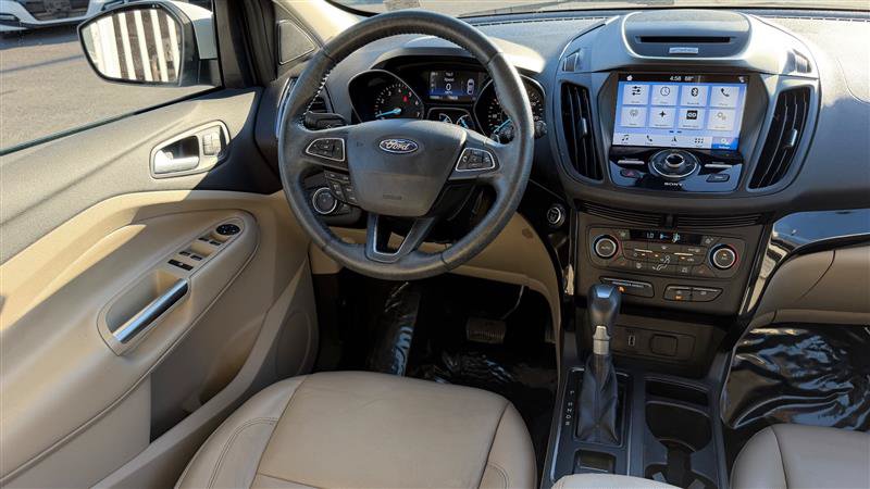 Used 2017 Ford Escape Titanium AWD/4WD image 18