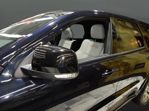 Used 2025 Dodge Durango SRT Hellcat image 13