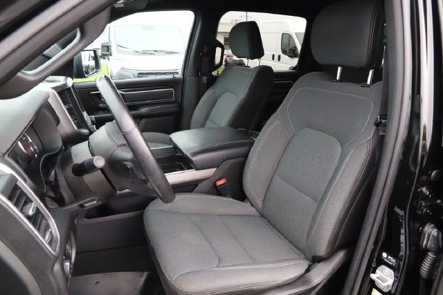 Used 2022 RAM 1500 Big Horn AWD/4WD image 10