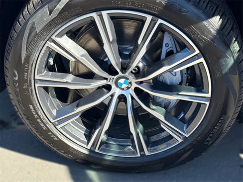 New 2026 BMW X5 xDrive50e w/ M Sport Package image 15