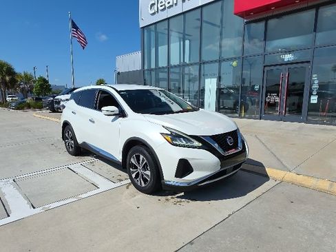 Used 2020 Nissan Murano S w/ Technology Package FWD image 2