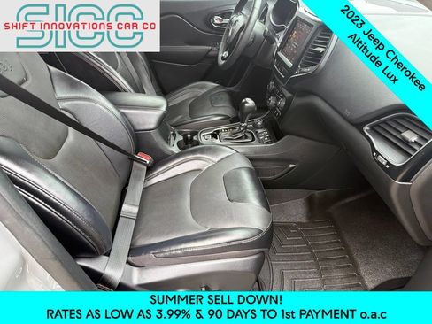 Used 2023 Jeep Cherokee Altitude Lux AWD/4WD image 15