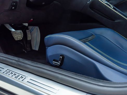 Used 2023 Ferrari Roma RWD image 49