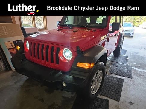 Used 2023 Jeep Wrangler Sport S image 1