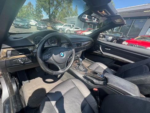 Used 2009 BMW 328i Convertible image 19