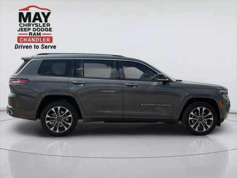 Certified 2021 Jeep Grand Cherokee L Overland w/ Luxury Tech Group IV AWD/4WD image 8