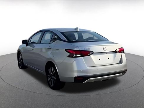 Used 2025 Nissan Versa SV FWD image 16