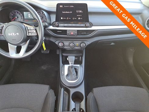 Used 2024 Kia Forte LXS image 11