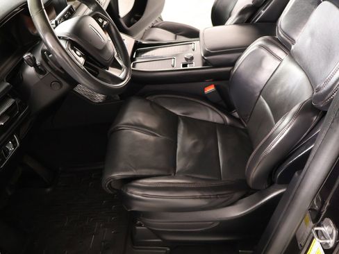 Used 2021 Lincoln Aviator Reserve w/ Equipment Group 202A AWD/4WD image 11