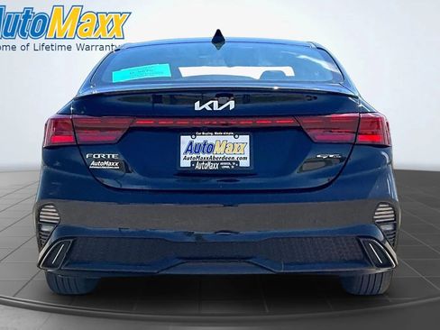 Used 2023 Kia Forte GT-Line FWD image 7