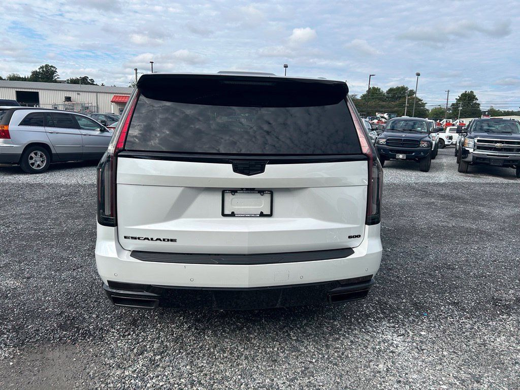 Used 2021 Cadillac Escalade Sport Platinum w/ LPO, ONYX Package AWD/4WD image 9