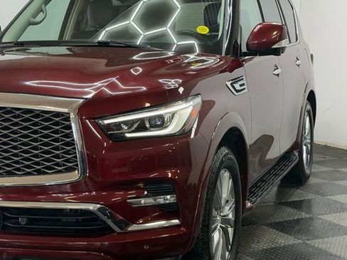 Used 2021 INFINITI QX80 Luxe w/ All-Season Package image 7