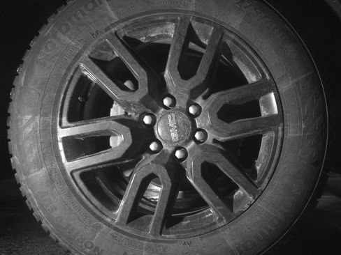 Used 2023 GMC Sierra 1500 Elevation image 13