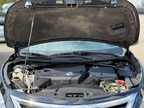 Used 2015 Nissan Altima 2.5 S w/ Power Driver Seat Package FWD image 28