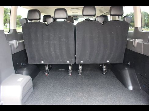 Used 2022 Ford Transit 350 XLT AWD/4WD image 14