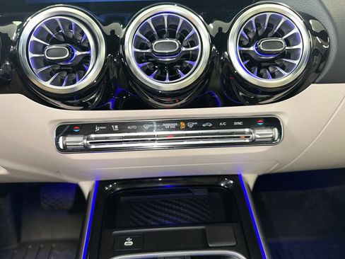 Used 2024 Mercedes-Benz GLA 250 GLA 250 image 14