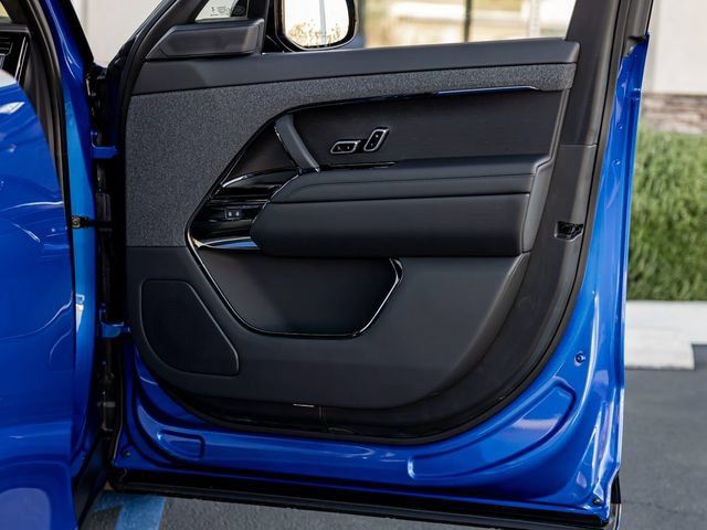 New 2025 Land Rover Range Rover Sport Autobiography AWD/4WD image 25
