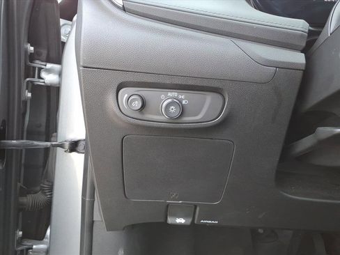 Used 2024 Buick Encore GX Sport Touring AWD/4WD image 16